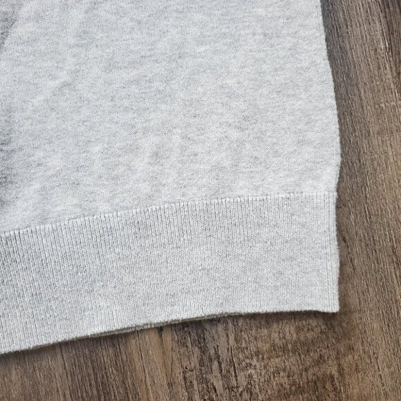 Sweater - Picture 4 of 6